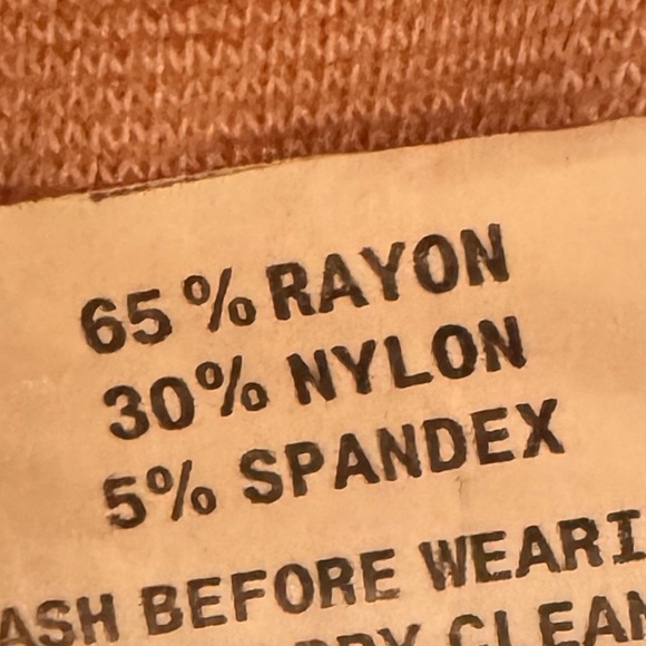 Jaanuu - 🌸 Blushing Pink Jogger Scrubs - Picture 7 of 7